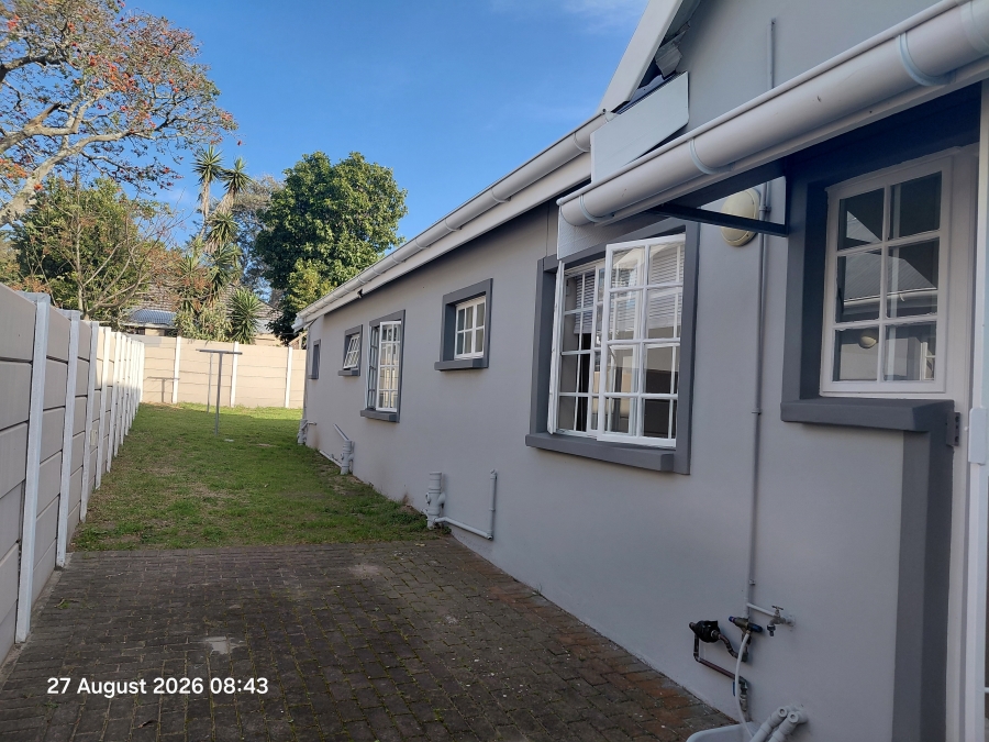 To Let 3 Bedroom Property for Rent in Mount Pleasant Eastern Cape
